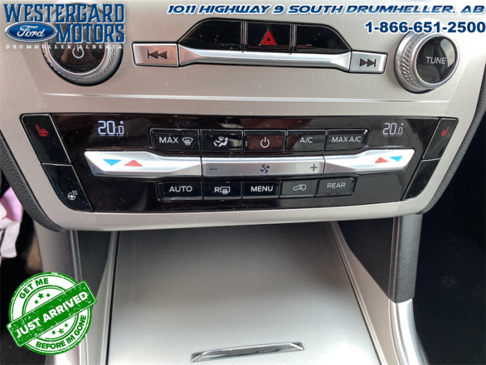 2021 Ford Explorer XLT  -  Apple CarPlay -  Android Auto - Image 25