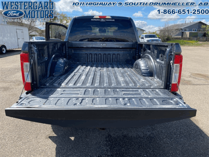 2019 Ford F-250 Super Duty XLT CREW - Image 16