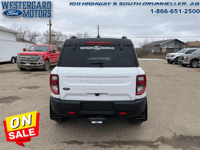 2022 Ford Bronco Sport Badlands  2.0L Eco Boost - Image 4