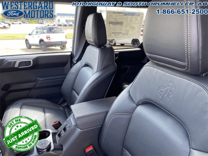 2025 Ford Bronco Badlands - Image 10