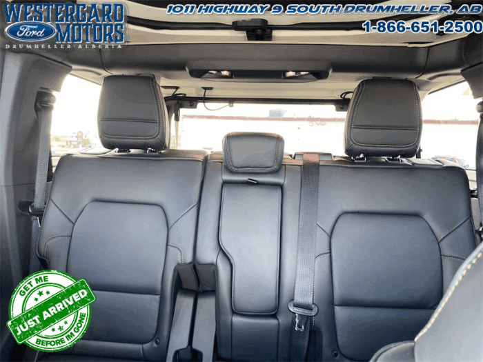 2025 Ford Bronco Badlands - Image 11