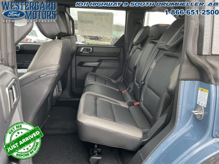 2025 Ford Bronco Outer Banks - Image 7