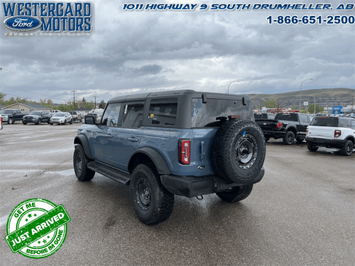 2025 Ford Bronco Outer Banks - Image 9