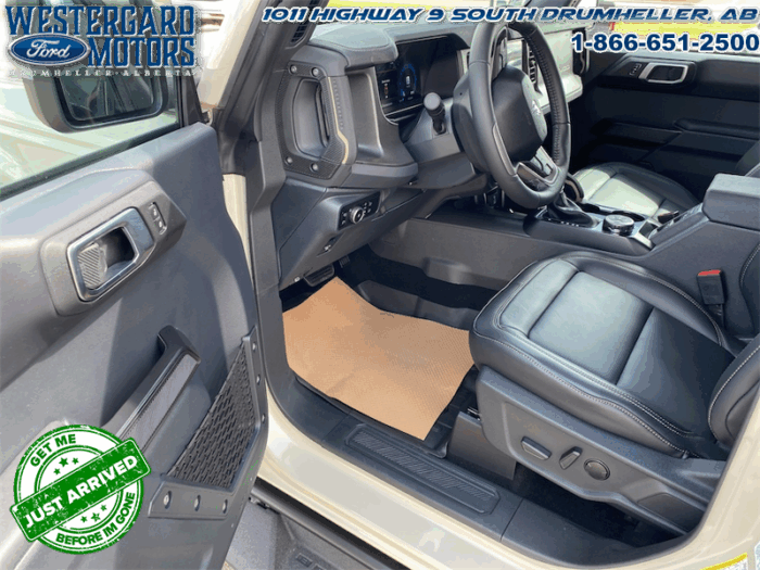 2025 Ford Bronco Badlands - Image 9