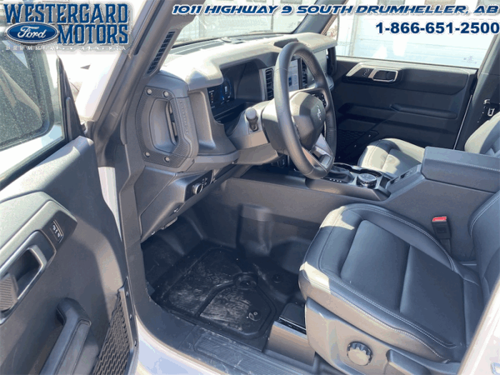 2025 Ford Bronco Big Bend - Image 9