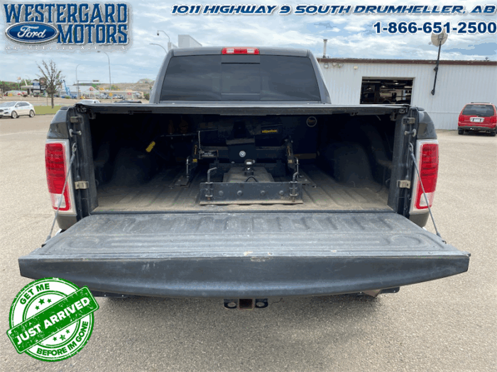 2015 Ram 2500 LARAMIE - Image 16