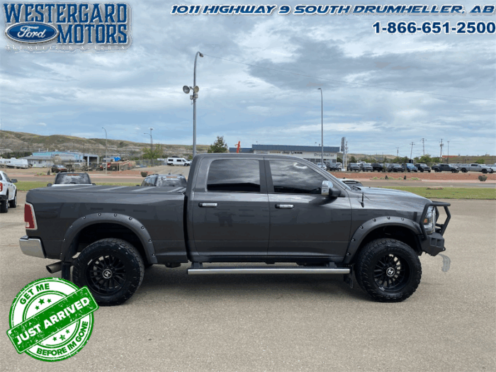 2015 Ram 2500 LARAMIE - Image 6