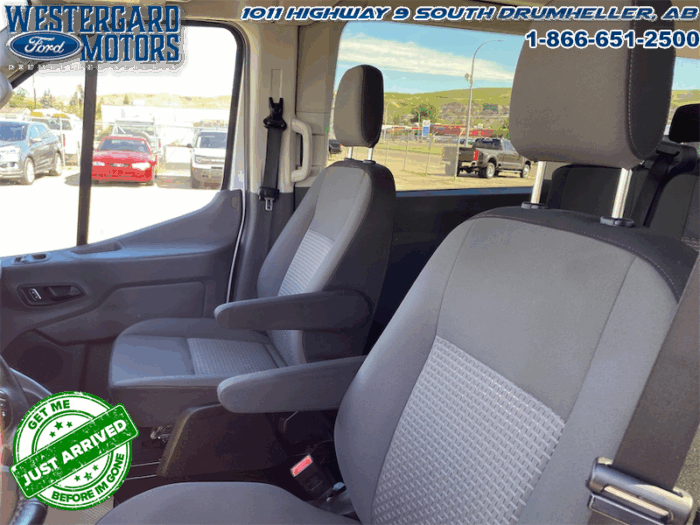 2024 Ford Transit Passenger Wagon XLT - Image 10