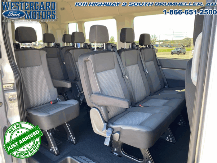 2024 Ford Transit Passenger Wagon XLT - Image 12