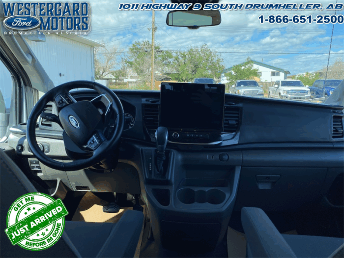 2024 Ford Transit Passenger Wagon XLT - Image 14