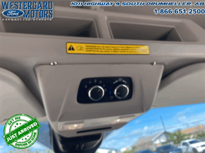 2024 Ford Transit Passenger Wagon XLT - Image 21
