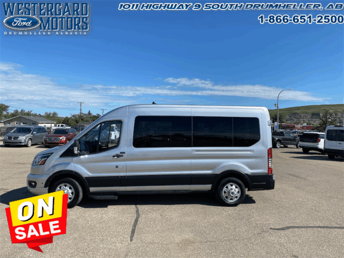 2024 Ford Transit Passenger Wagon XLT  -  SYNC 3 - Image 2