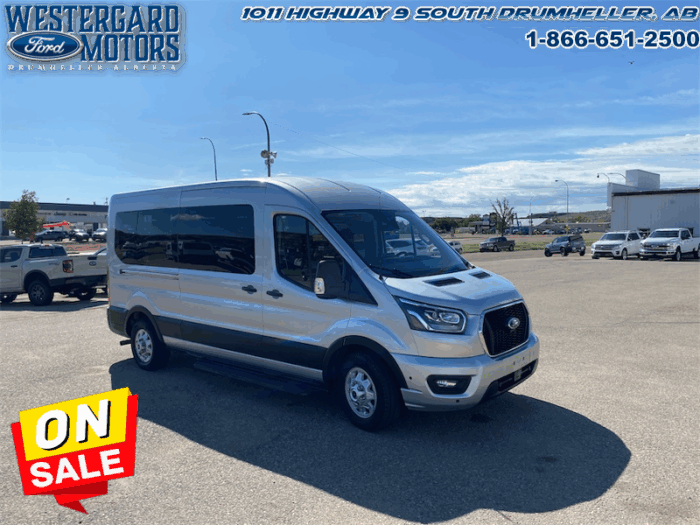 2024 Ford Transit Passenger Wagon XLT  -  SYNC 3 - Image 7