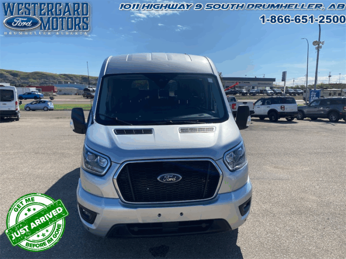 2024 Ford Transit Passenger Wagon XLT - Image 8