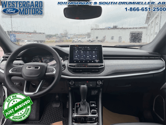 2024 Jeep Compass LATITUDE  - Low Mileage - Image 23