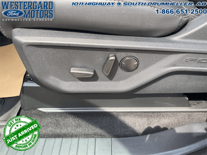 2025 Ford F-150 Lariat  501A Black PKG. - Image 20