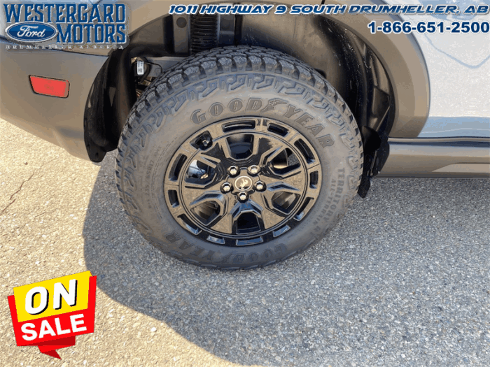 2025 Ford Bronco Sport Badlands  Sasquatch PKG. - Image 17