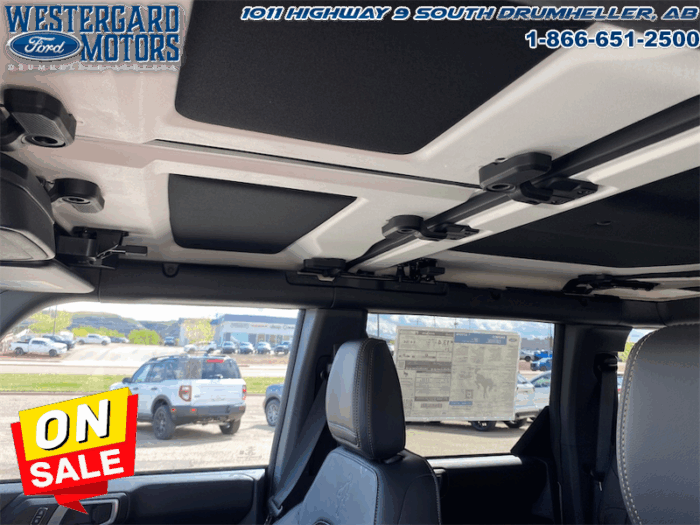 2025 Ford Bronco Badlands  Sasquatch PKG. - Image 21