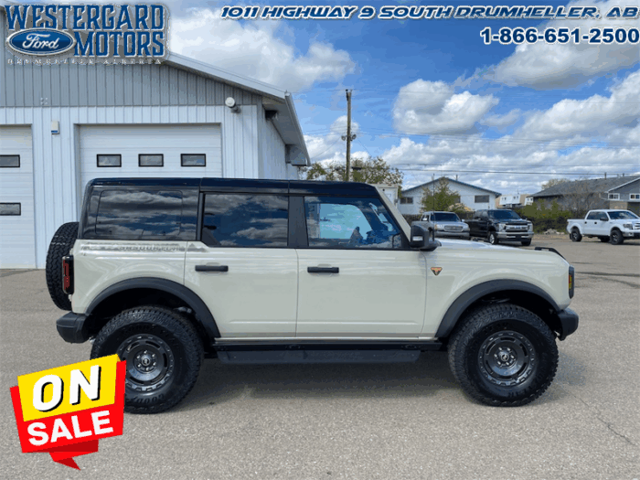 2025 Ford Bronco Badlands  Sasquatch PKG. - Image 6