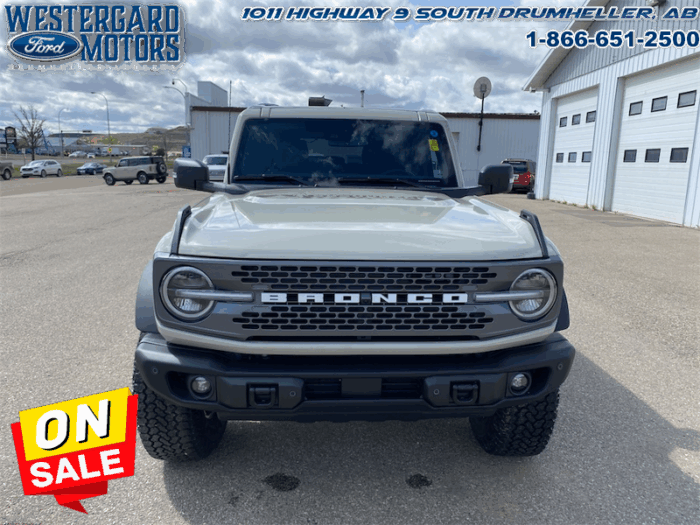 2025 Ford Bronco Badlands  Sasquatch PKG. - Image 8