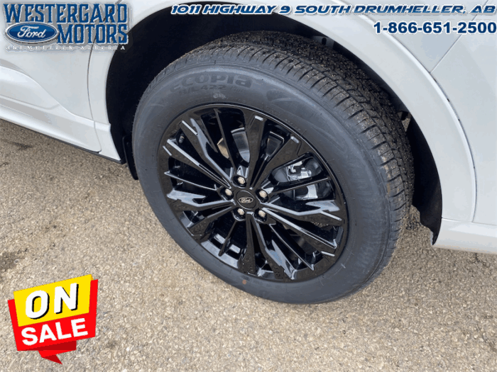 2025 Ford Escape ST-Line Elite  - Sunroof - Heated Seats - Image 18