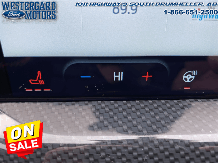 2025 Ford Escape ST-Line Elite  - Sunroof - Heated Seats - Image 28