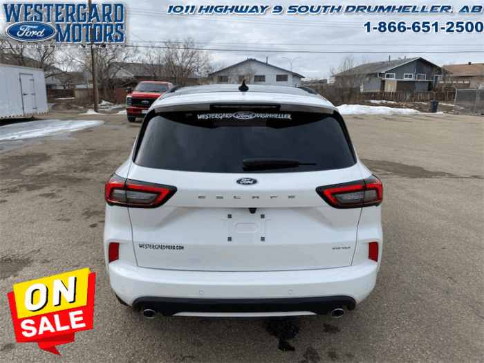 2025 Ford Escape ST-Line Elite  - Sunroof - Heated Seats - Image 4