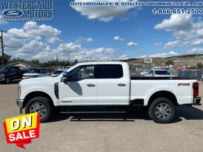 2025 Ford F-350 Super Duty King Ranch - Image 2