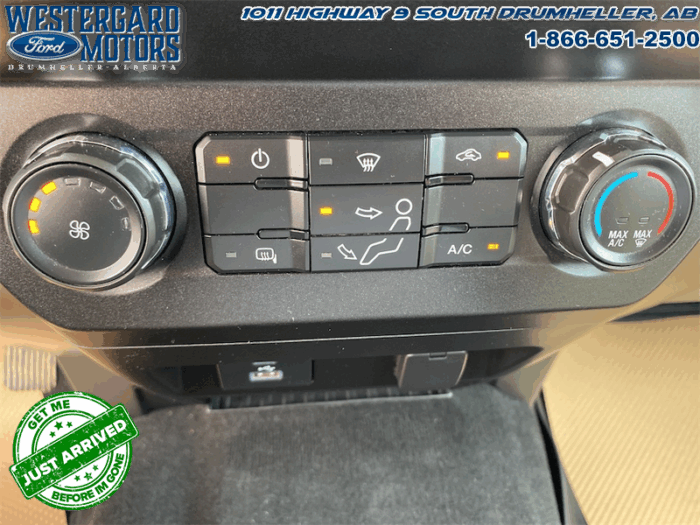 2020 Ford F-350 Super Duty XLT  - Aluminum Wheels - Image 25