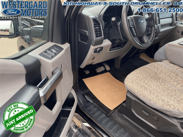 2020 Ford F-350 Super Duty XLT  - Aluminum Wheels - Image 9