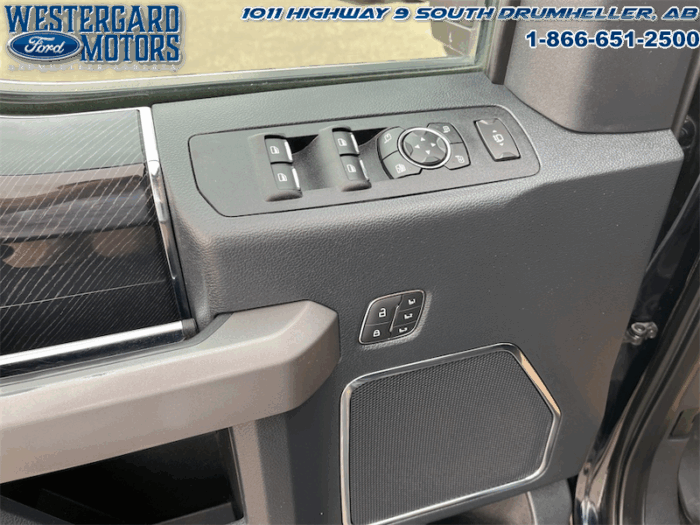 2022 Ford F-350 Super Duty - Image 26