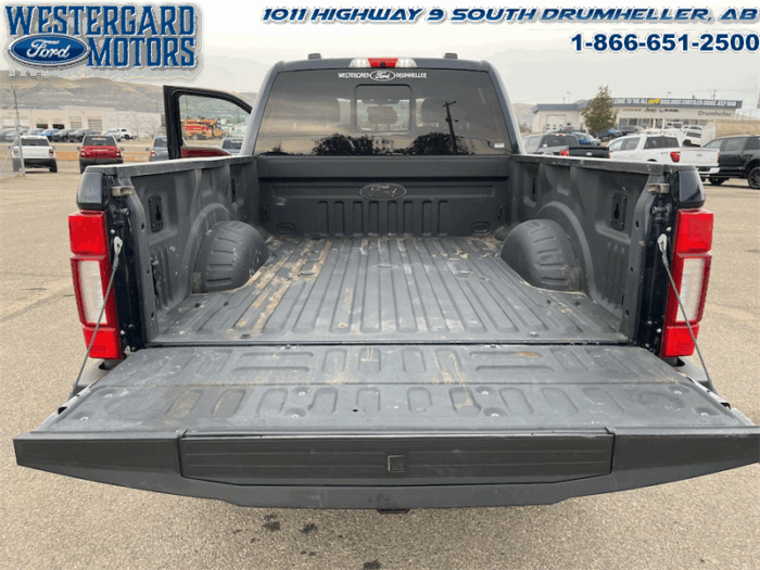2022 Ford F-350 Super Duty - Image 31