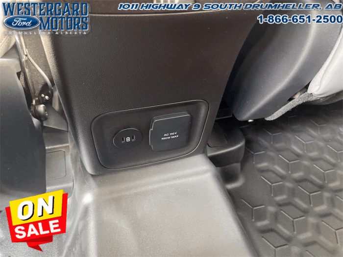 2025 Ford Bronco Sport Badlands  - Sunroof - Image 18