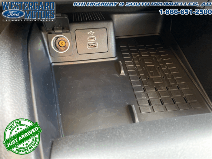 2025 Ford Bronco Sport Outer Banks  - Leather Seats - Image 27