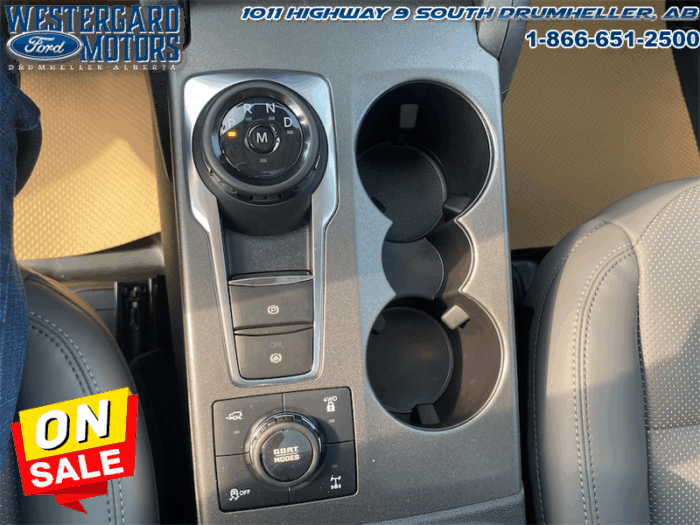 2025 Ford Bronco Sport Badlands  - Sunroof - Image 24