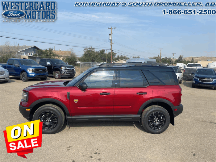 2025 Ford Bronco Sport Badlands  - Sunroof - Image 2