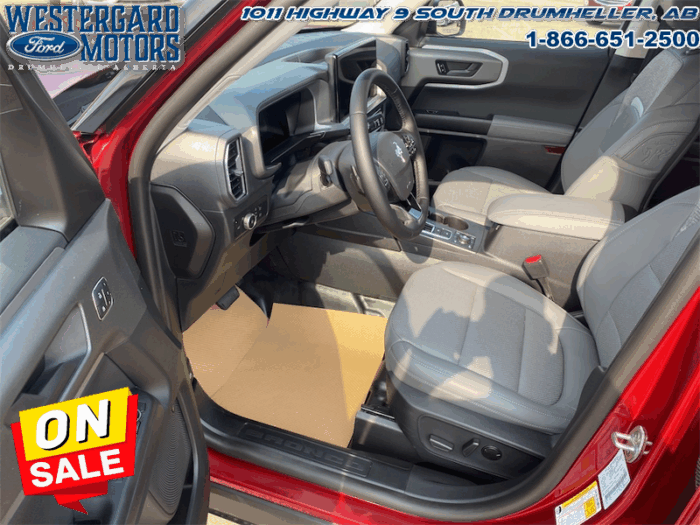 2025 Ford Bronco Sport Badlands  - Sunroof - Image 9