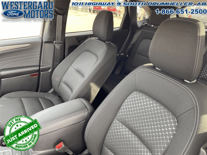 2025 Ford Escape Active  - Power Liftgate - Image 10
