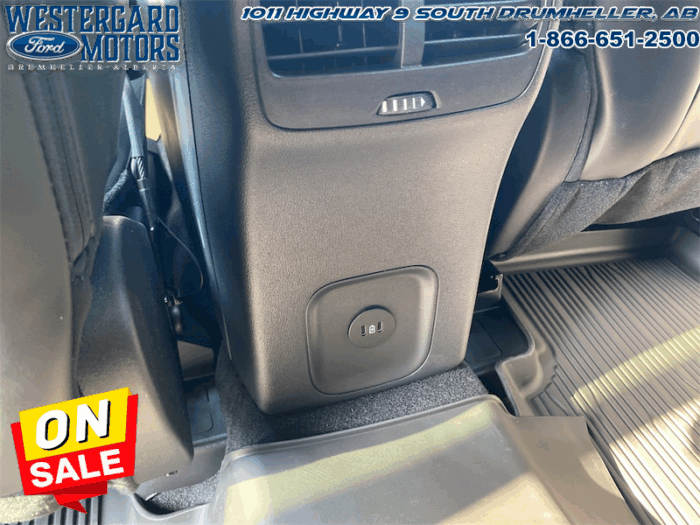 2025 Ford Escape ST-Line  - Sunroof - Tech Package - Image 19