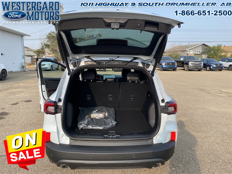 2025 Ford Escape ST-Line  - Tech Package - Image 16