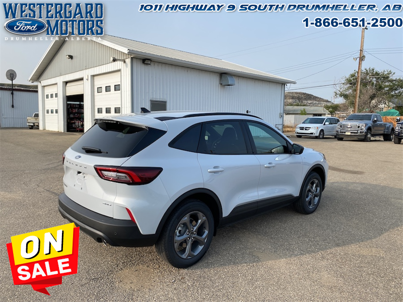 2025 Ford Escape ST-Line  - Tech Package - Image 5