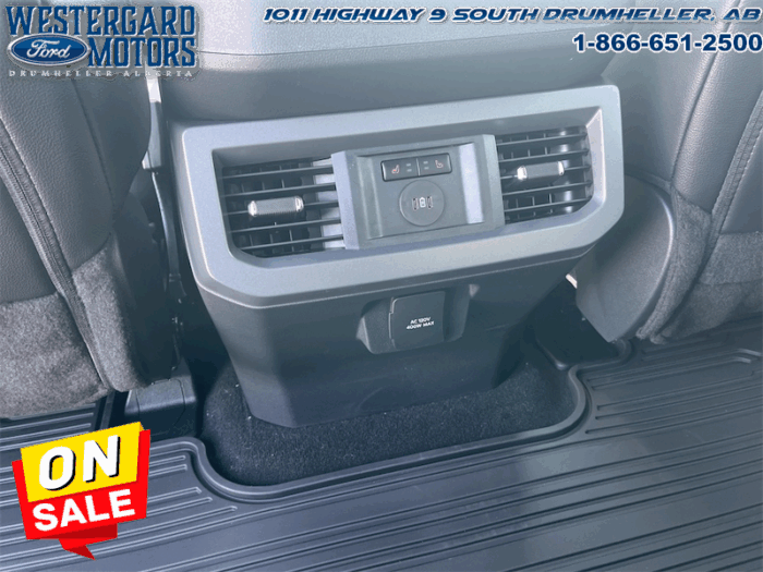 2025 Ford F-350 Super Duty Lariat - Image 28