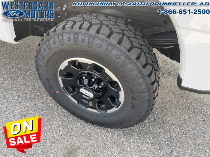 2025 Ford F-350 Super Duty Lariat - Image 29