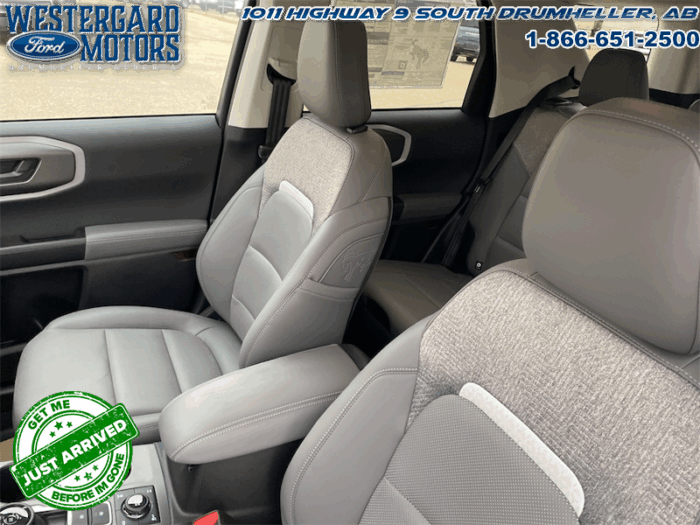2025 Ford Bronco Sport Badlands  - Sunroof - Image 10