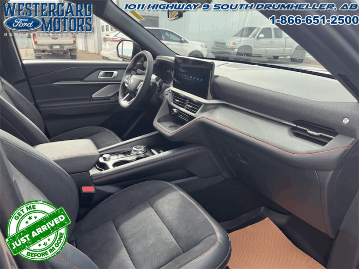 2025 Ford Explorer ST  - Cooled Seats -  Heated Seats - Image 13