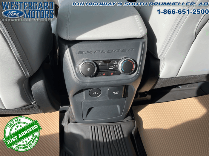 2025 Ford Explorer Platinum  - Leather Seats - Leather Package - Image 28