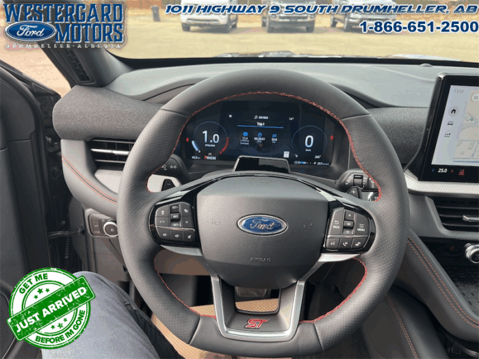 2025 Ford Explorer ST  - Cooled Seats -  Heated Seats - Image 17