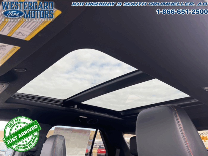 2025 Ford Explorer ST  - Cooled Seats -  Heated Seats - Image 25
