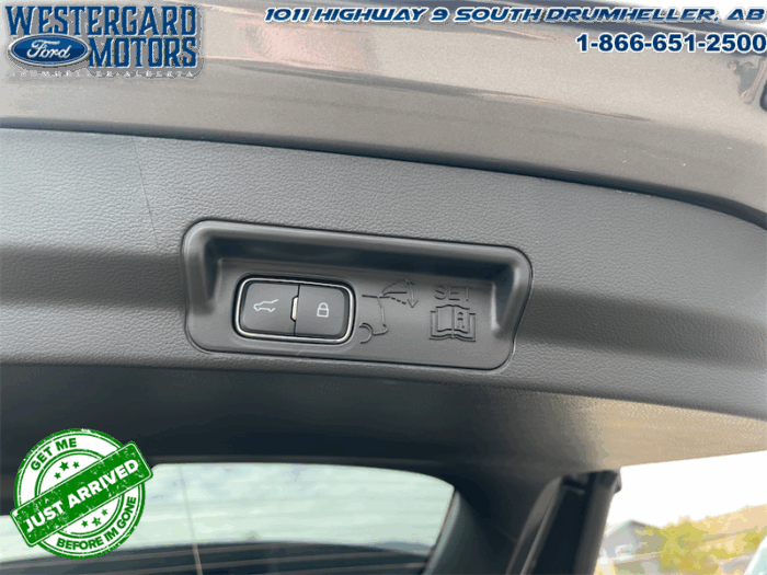 2025 Ford Explorer ST  - Cooled Seats -  Heated Seats - Image 30