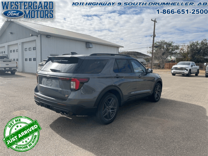 2025 Ford Explorer ST  - Cooled Seats -  Heated Seats - Image 5